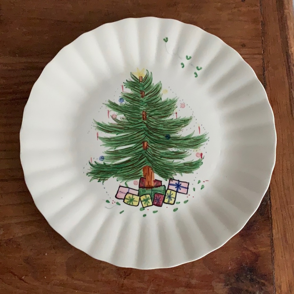 Vintage White Plate with Green Christmas Tree and Multi-Color Gifts